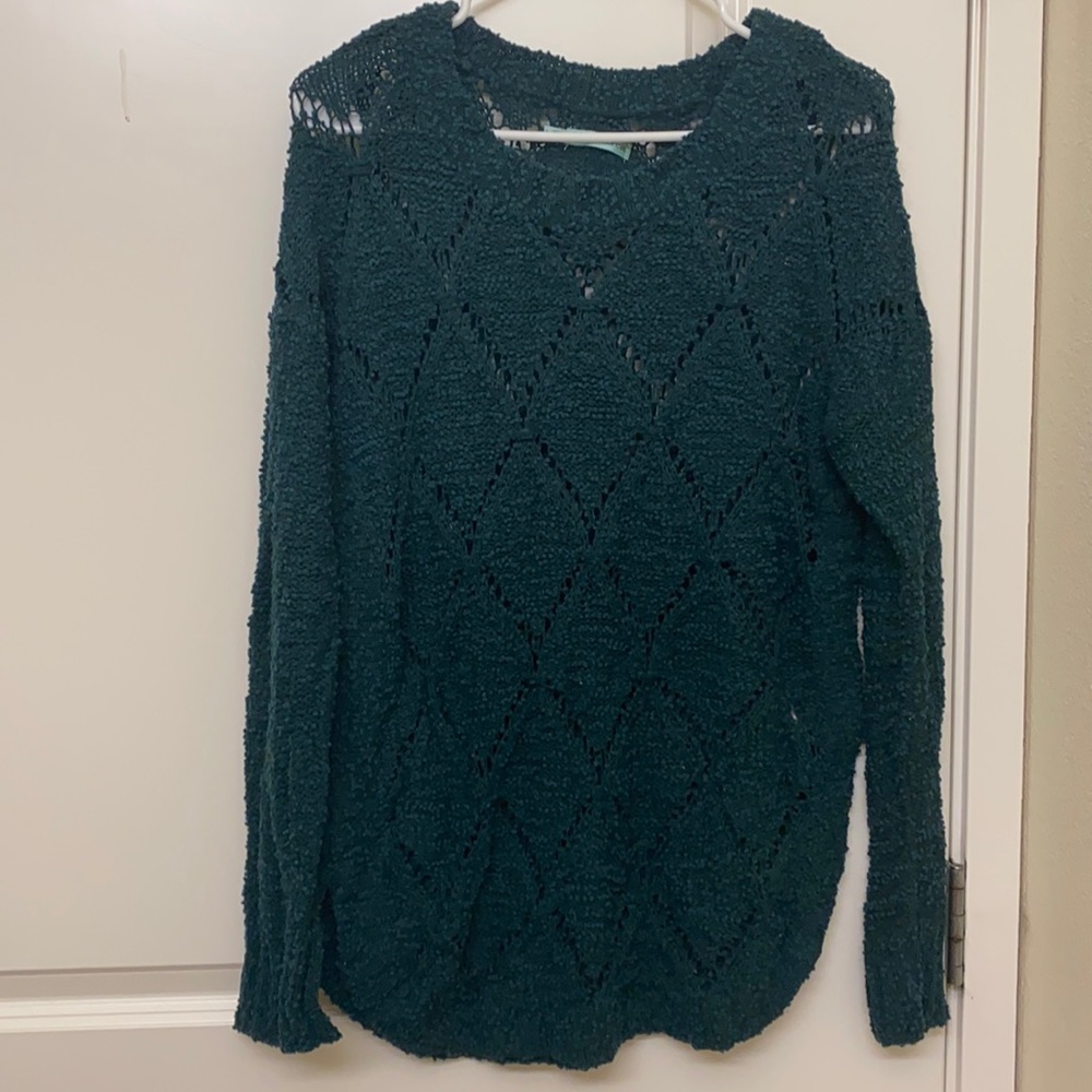 Long sleeve sweater